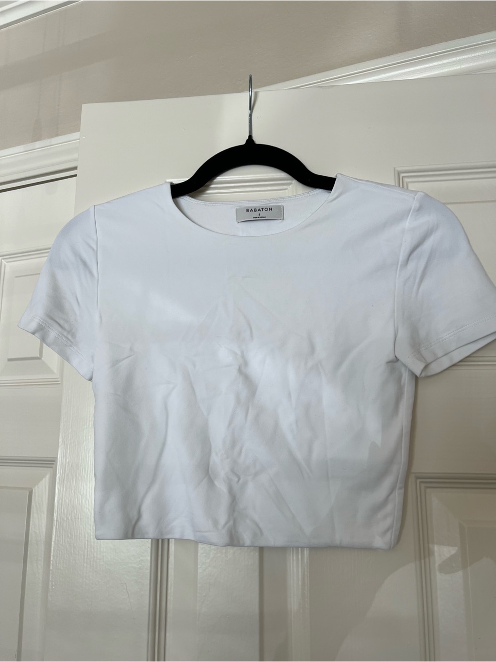Aritzia Babaton White Cropped Sculpt Crewneck Tee